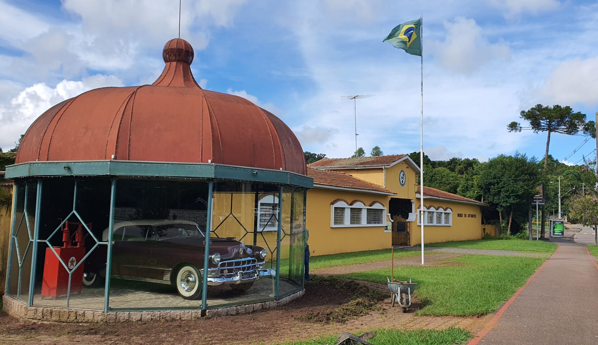 museu automovel curitiba fachada