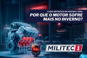 Motor de carro moderno coberto por uma leve camada de gelo durante uma partida a frio no inverno